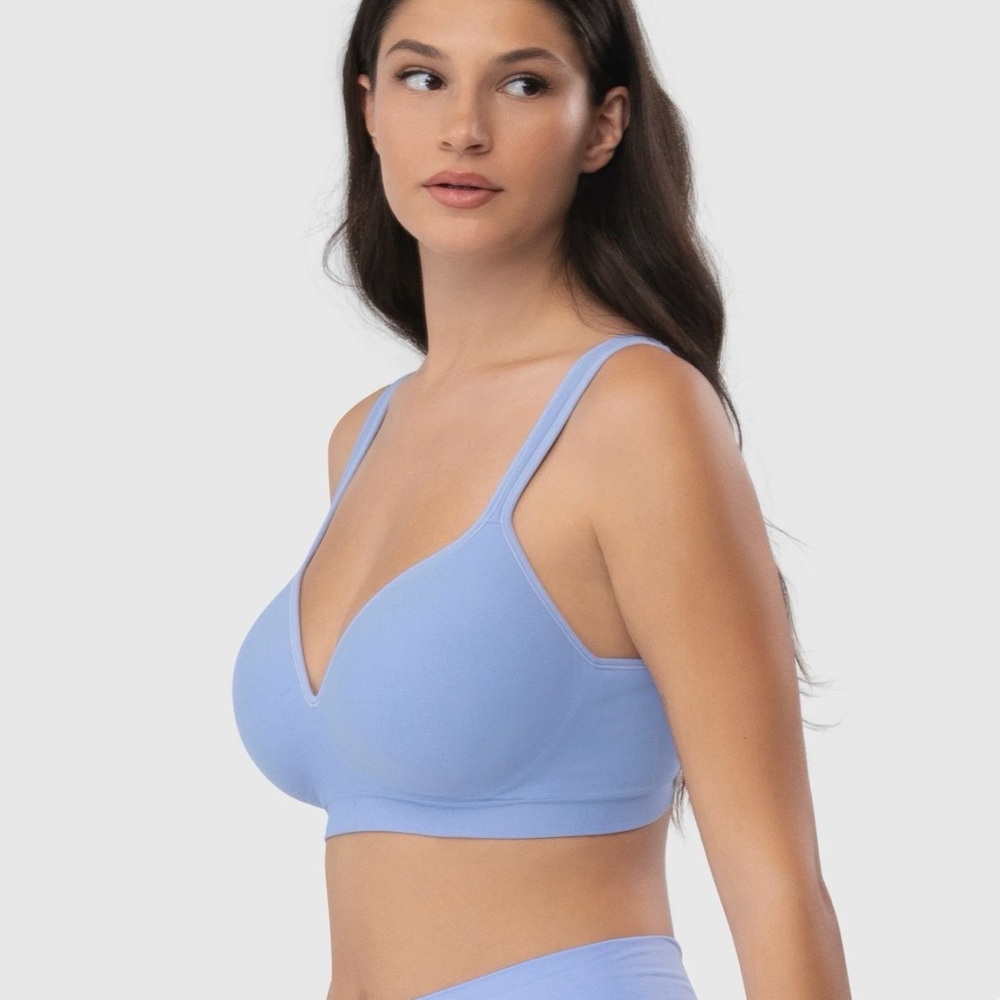 Underoutfit 480 The Perfect Neckline Bralette in Hydrangea